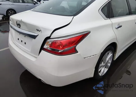 2015 Nissan Altima 2.5 Sv from USA, damaged, VIN 1N4AL3AP0FC172311